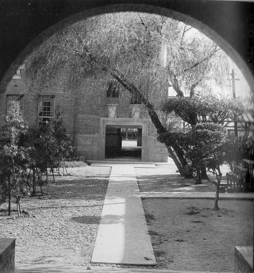 約1939年的高雄州立高雄中學校校景